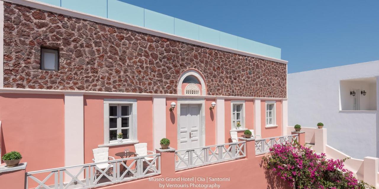 Museo Grand Hotel Oía Exterior foto